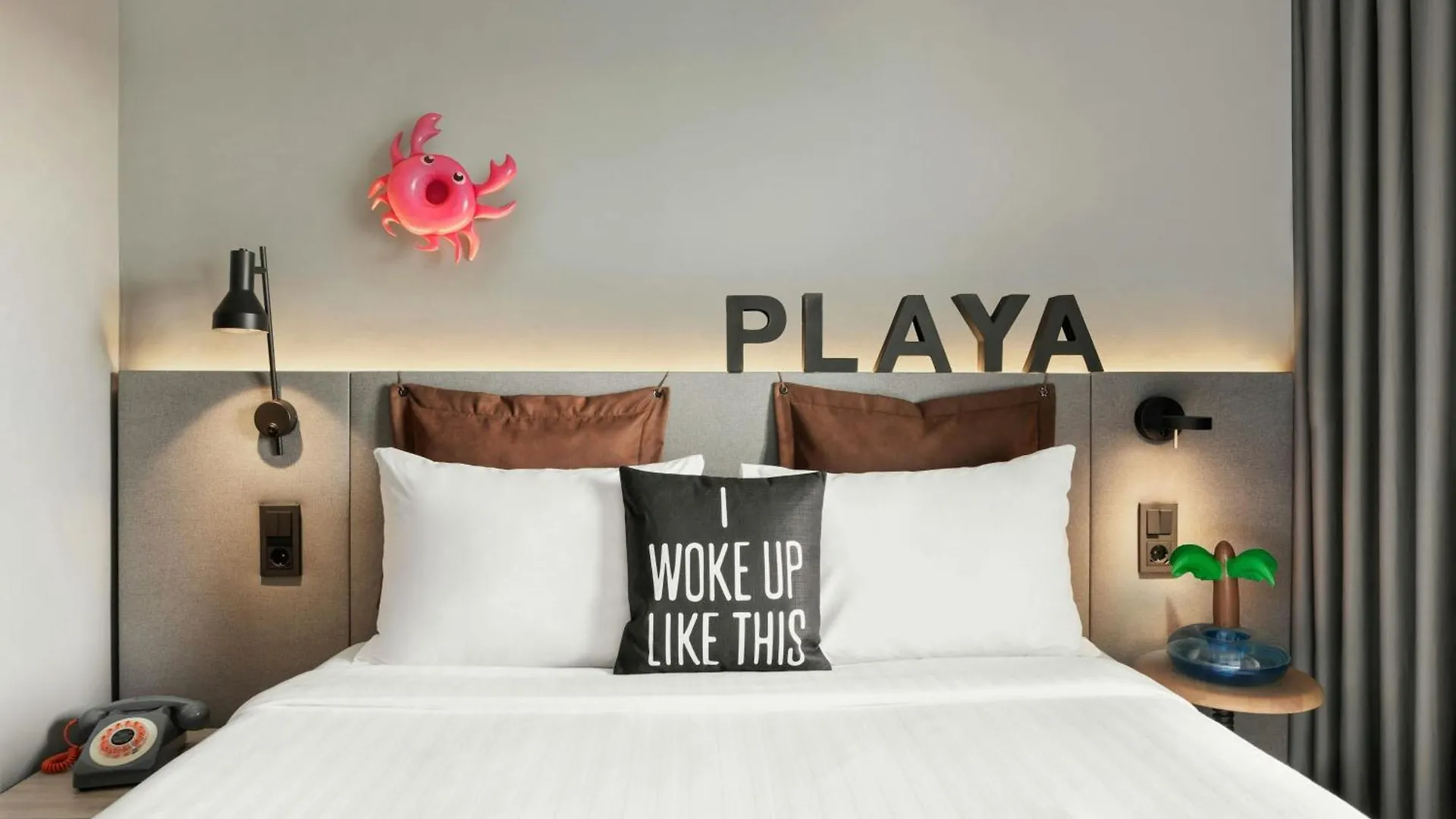 Moxy Barcelona Hotel