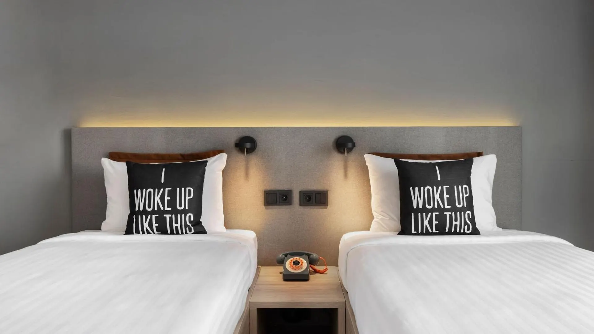 Moxy Barcelona Hotell Spanien