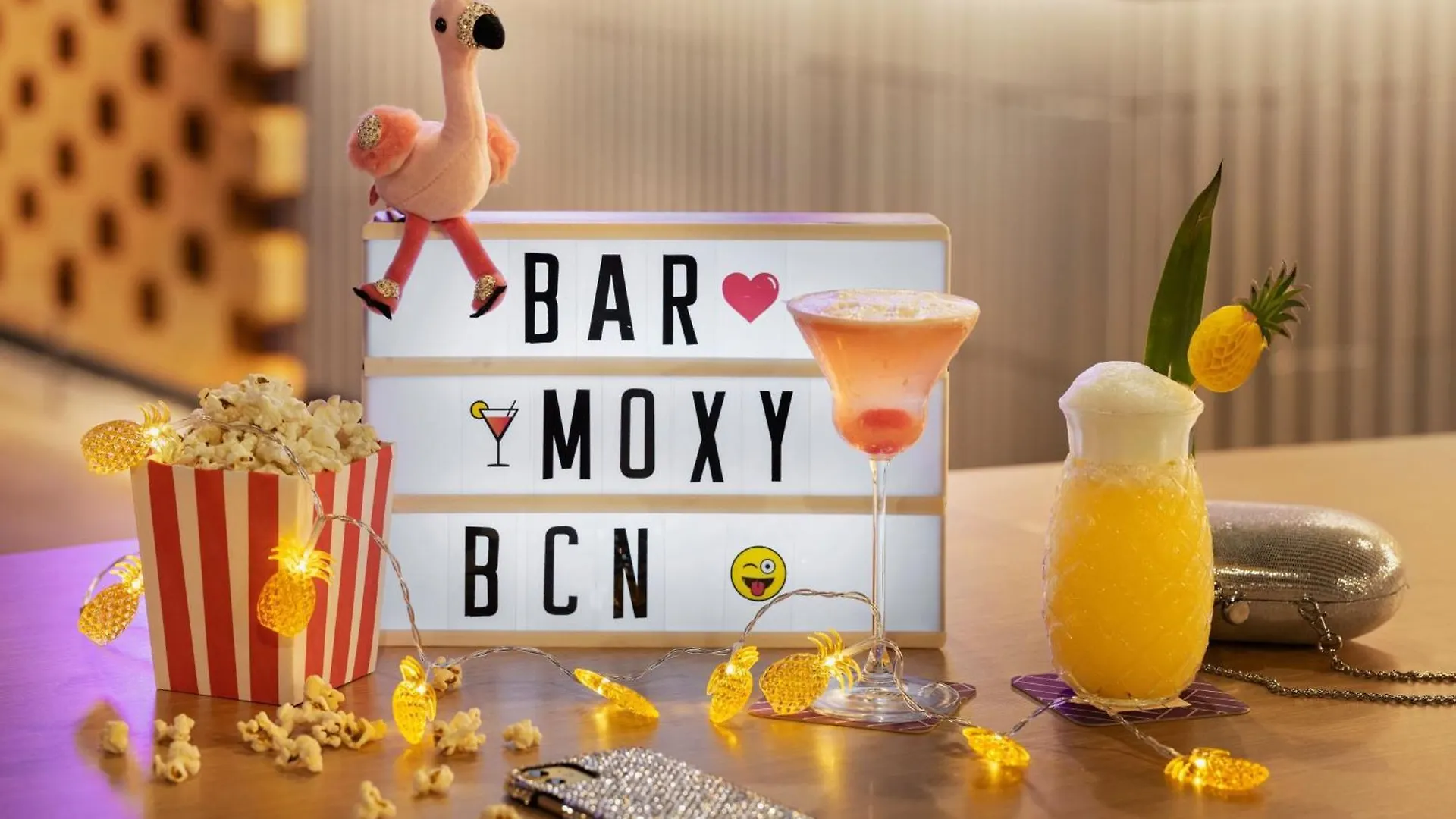 Moxy Barcelona Hotell