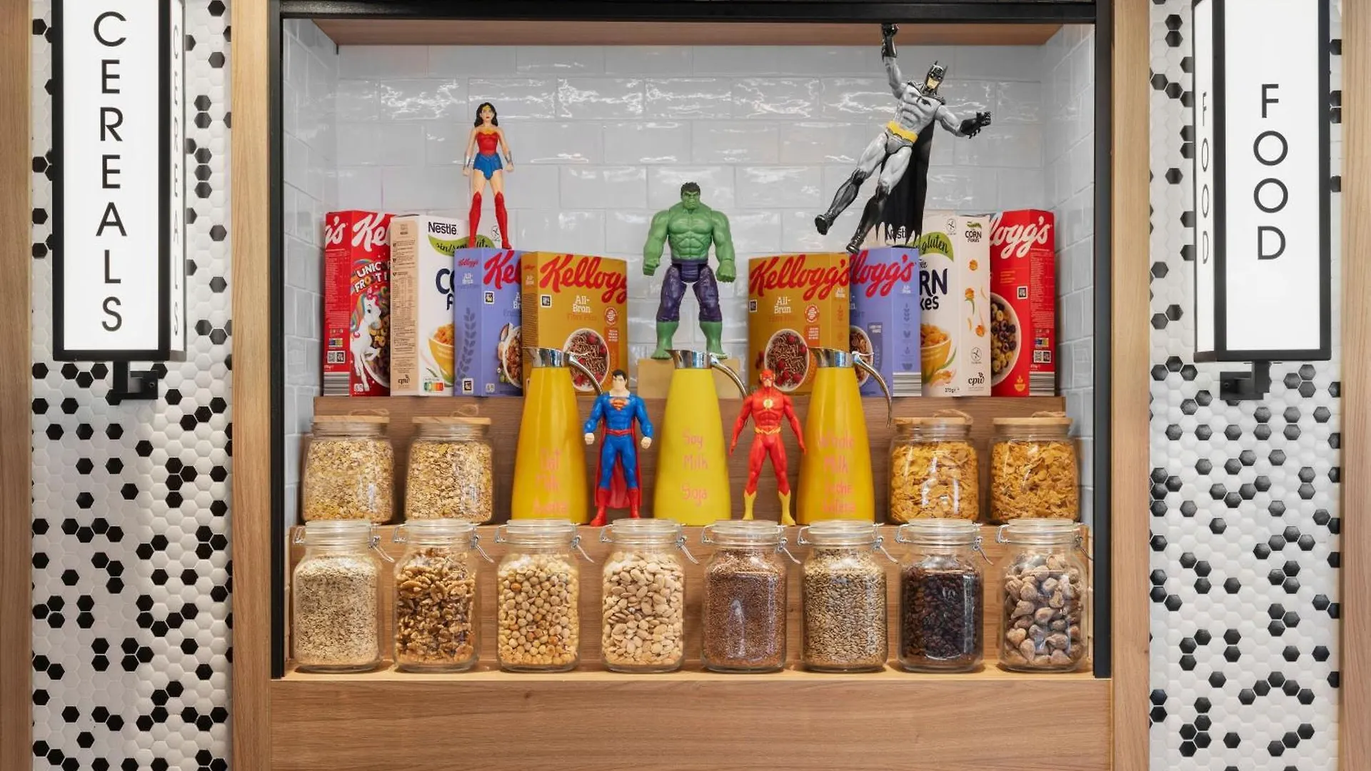 ****  Moxy Barcelona Hotell Spanien