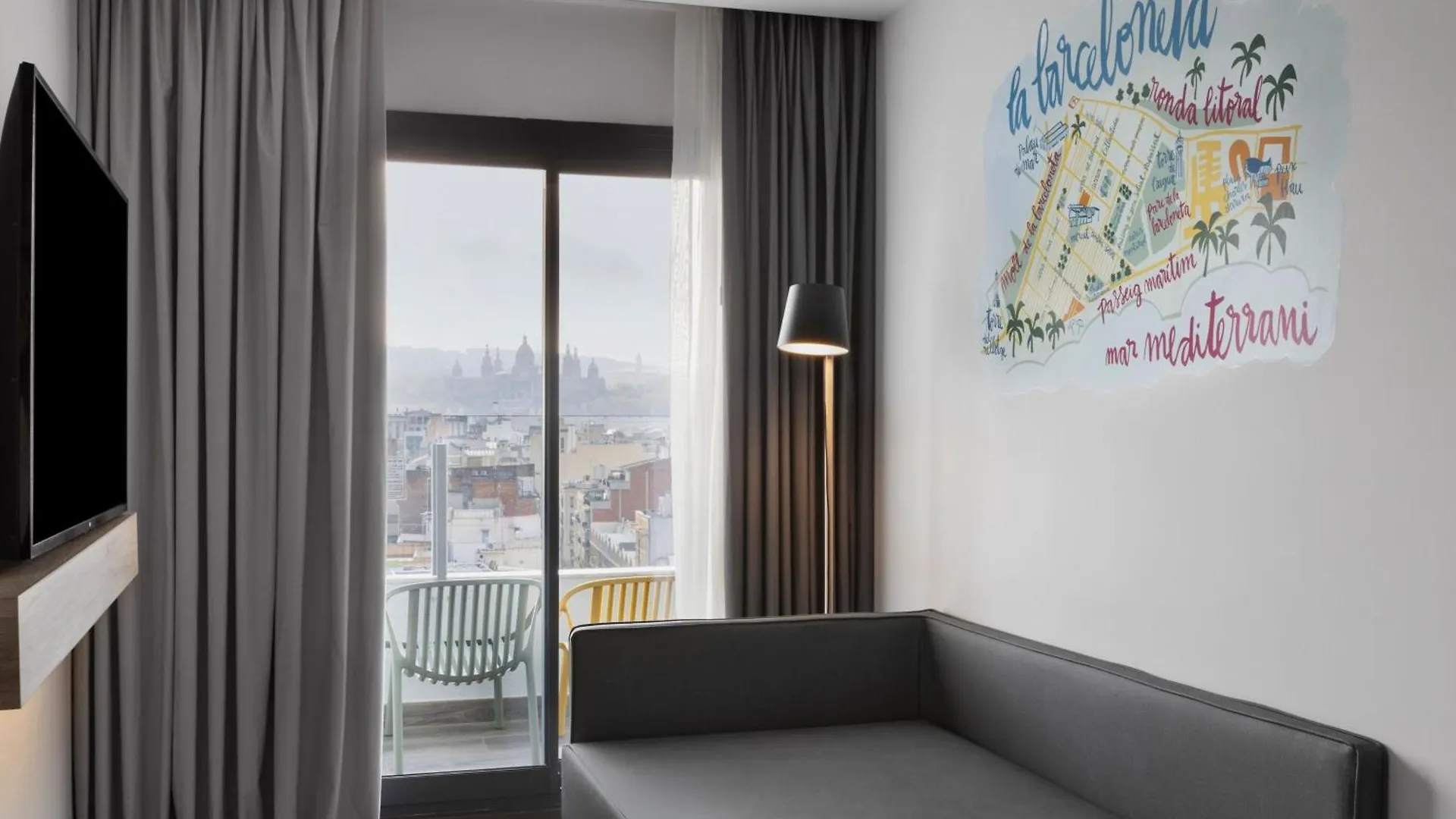 Moxy Barcelona Hotell