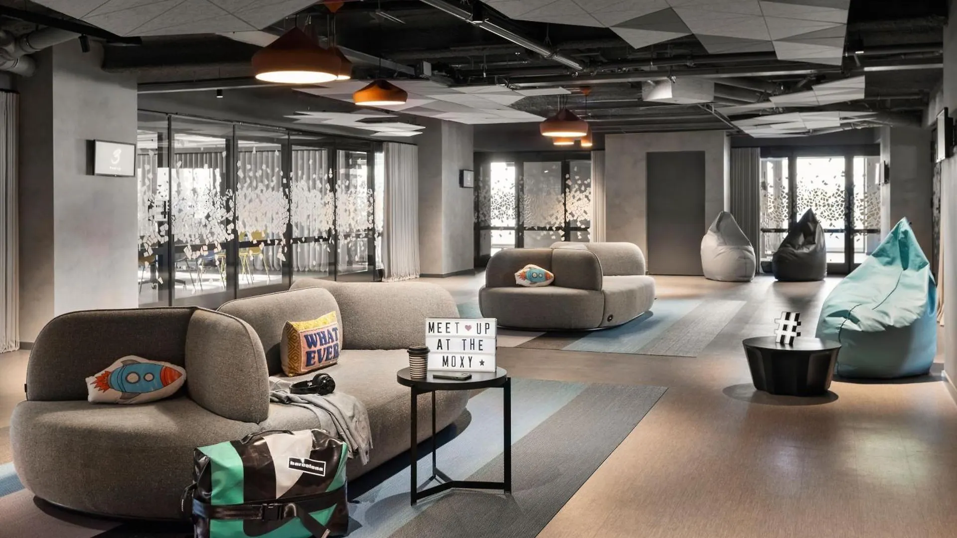 ****  Moxy Barcelona Hotell Spanien