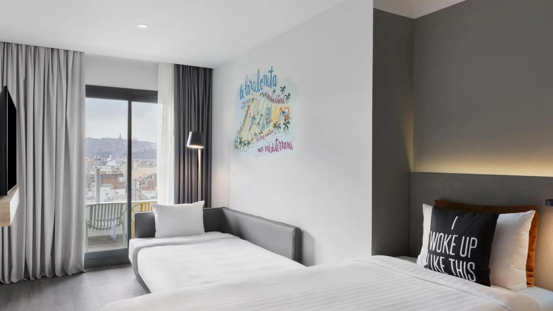 Moxy Barcelona Hotell 4*,  Spanien